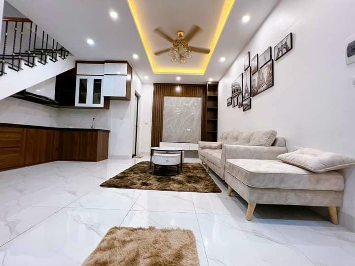 Chính chủ cần bán nhà ở tại Vĩnh Phúc, Ba Đình thiết kế hiện đại, vị trí thuận lợi