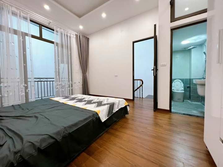 Chính chủ cần bán nhà ở tại Vĩnh Phúc, Ba Đình thiết kế hiện đại, vị trí thuận lợi