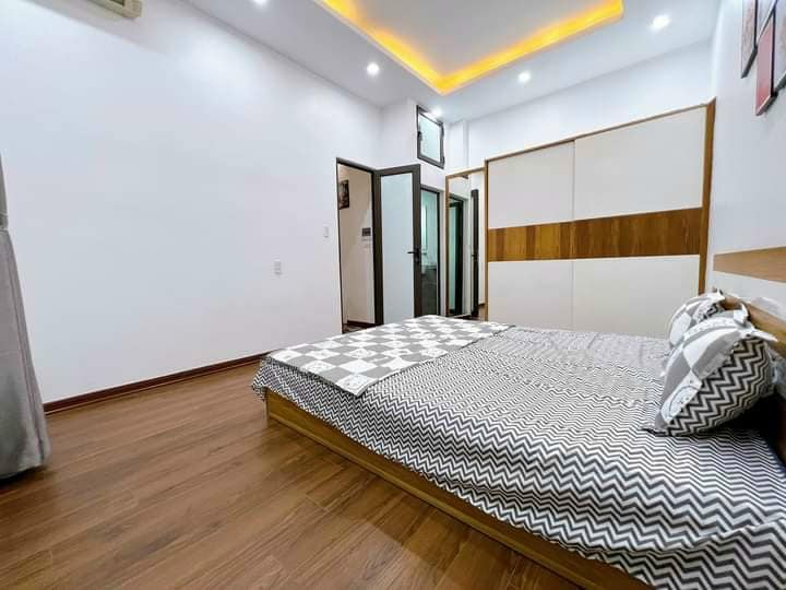 Chính chủ cần bán nhà ở tại Vĩnh Phúc, Ba Đình thiết kế hiện đại, vị trí thuận lợi