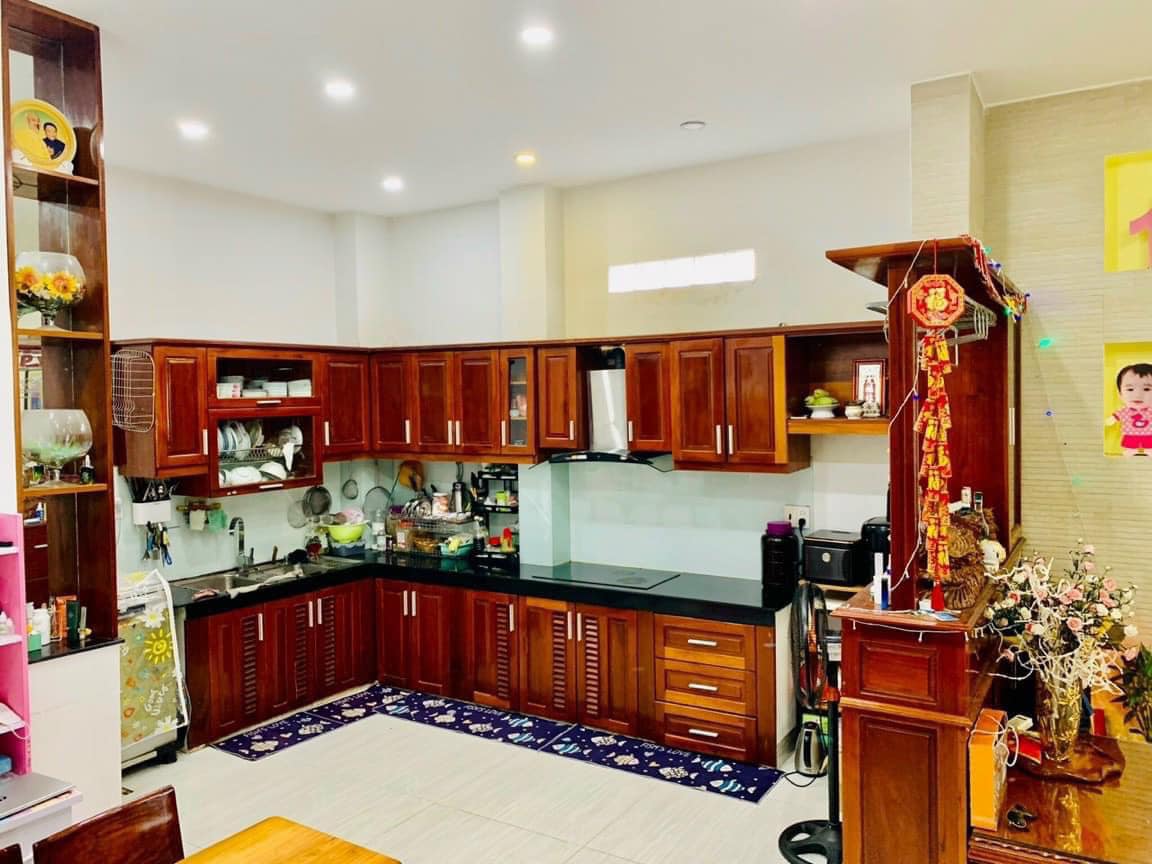 Chính chủ cần bán nhà 2 tầng 87m2 giá 4,2 tỷ tại Vĩnh Hải, Nha Trang