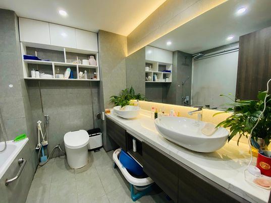 Chính chủ cần bán căn liền kề thuộc KĐT Nghĩa Đô diện tích 80m2 giá 10,2 tỷ