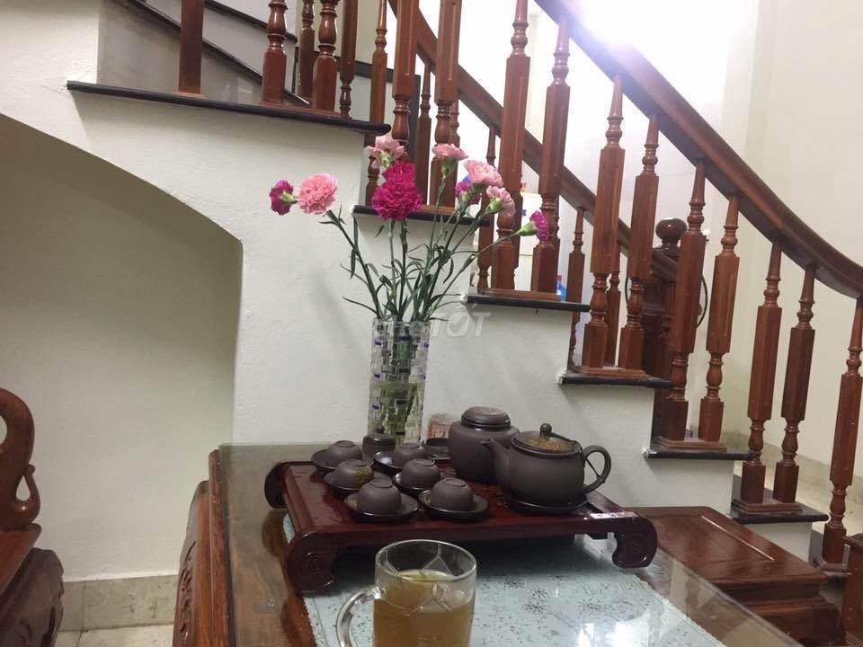 Cho thuê nhà riêng Long Biên, HN,  4 tầng, giá 7,5tr/tháng