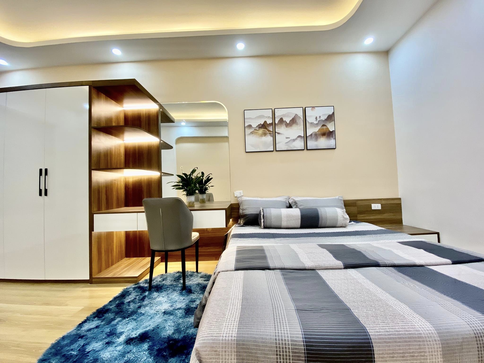 Cần bán nhà mới tại phố Hoàng Mai diện tich 45m2 giá 3,9 tỷ