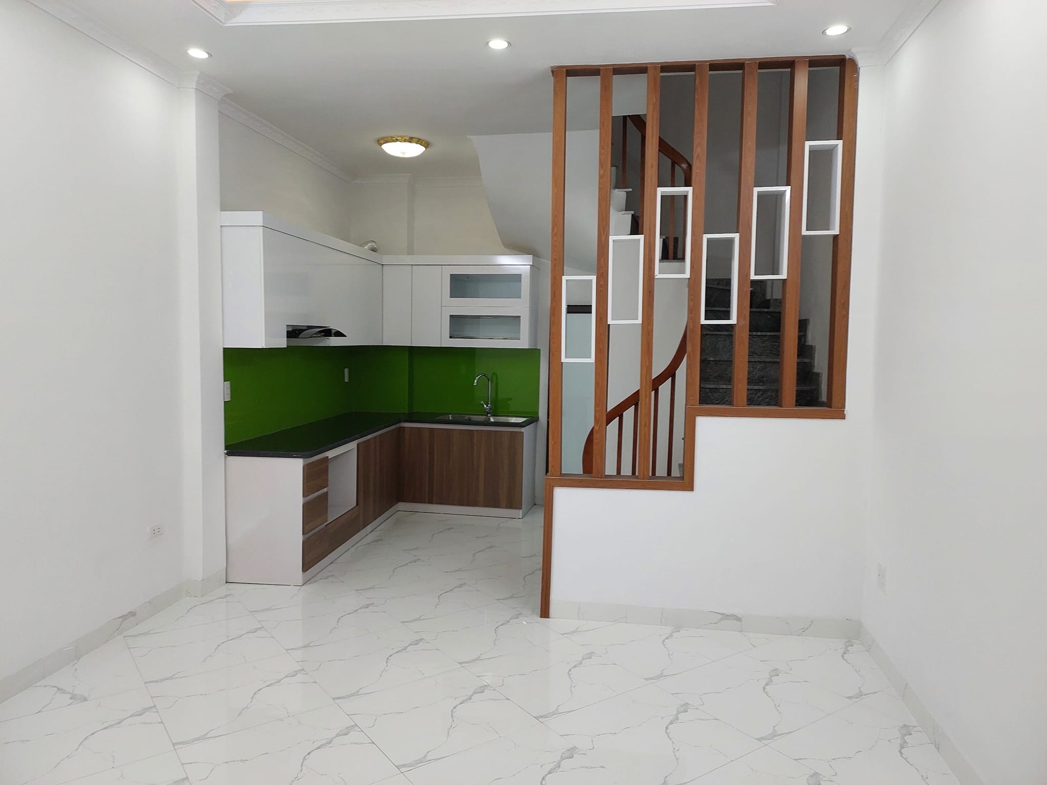 Bán nhà mới tại cầu Diễn, Bắc Từ Liêm diện tích 32m2 giá 3,2 tỷ