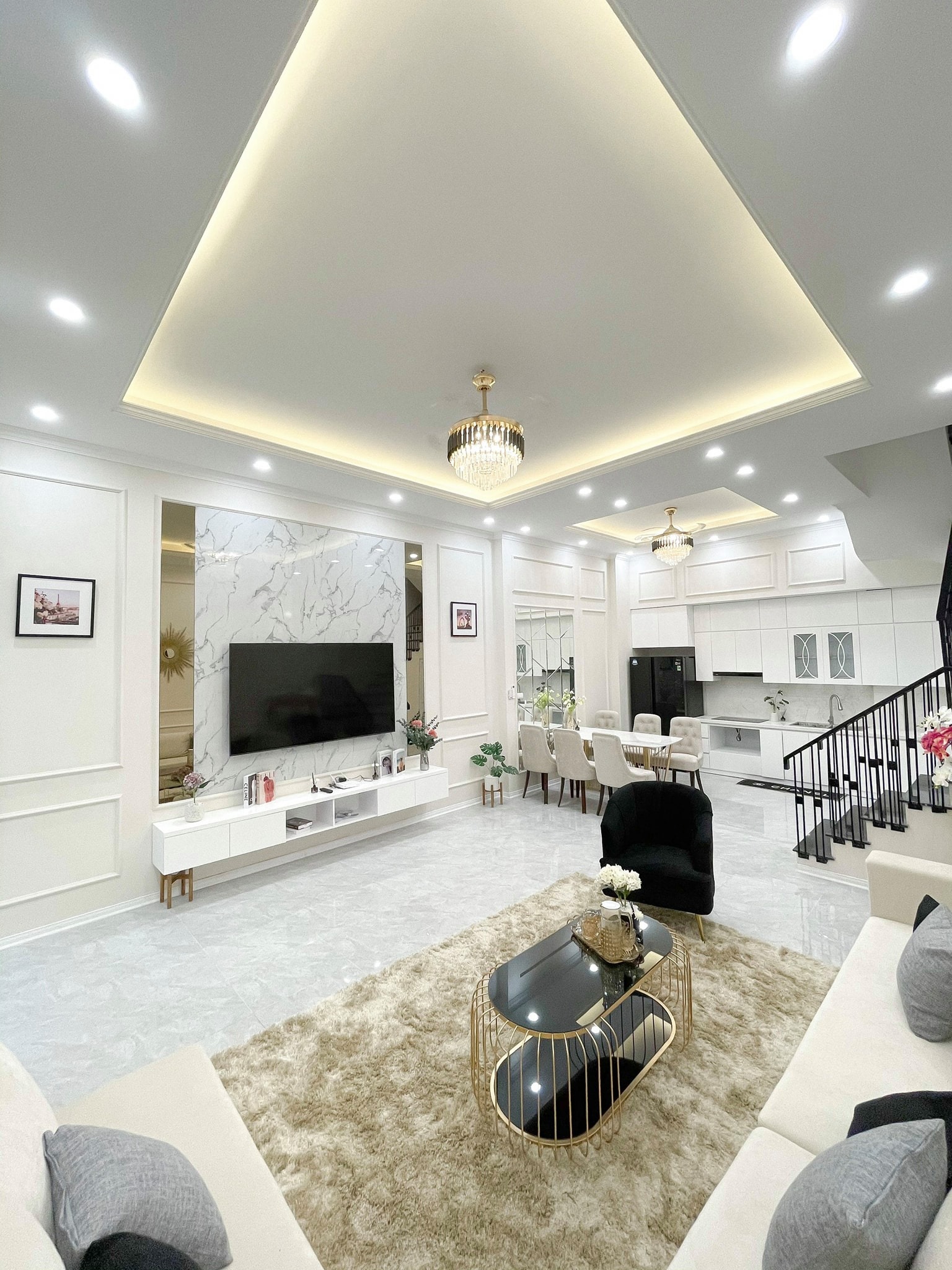 Chính chủ cần bán nhà 5 tầng thiết kế sang trọng, giá 4,2 tỷ tại Võ Thị Sáu, Hai Bà Trưng