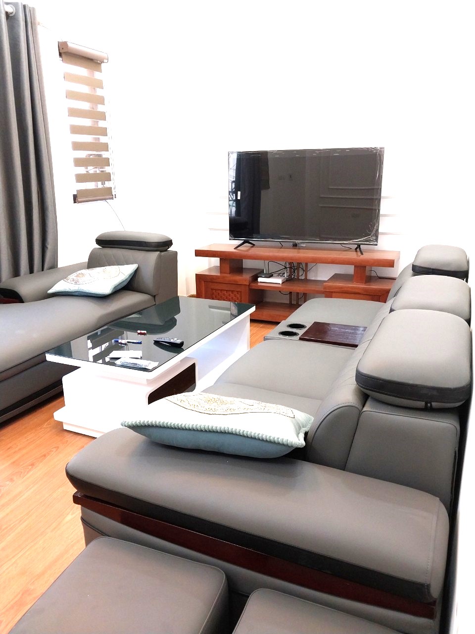 Chính chủ cần bán nhà lô góc mới xây 45m2 giá 4,7 tỷ tại Vân Canh, Hoài Đức
