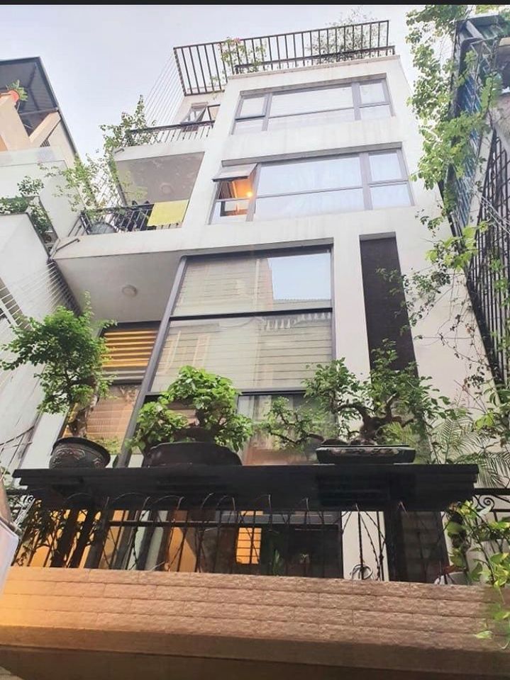 Chính chủ cần bán nhà 40m2 giá 4 tỷ tại Võng Thị, Ba Đình