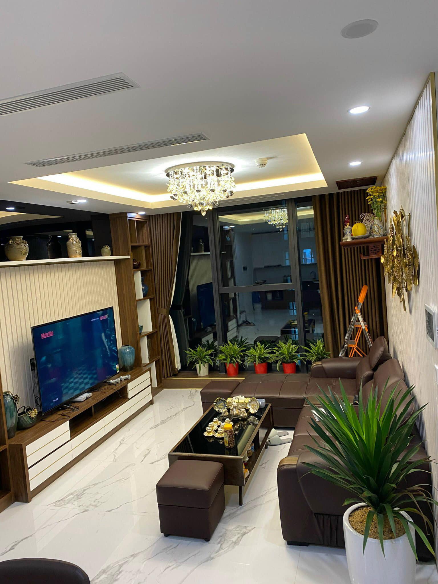 Cho thuê căn hộ cao cấp tại Sunshine City KĐT Thăng Long, diện tích 97m2