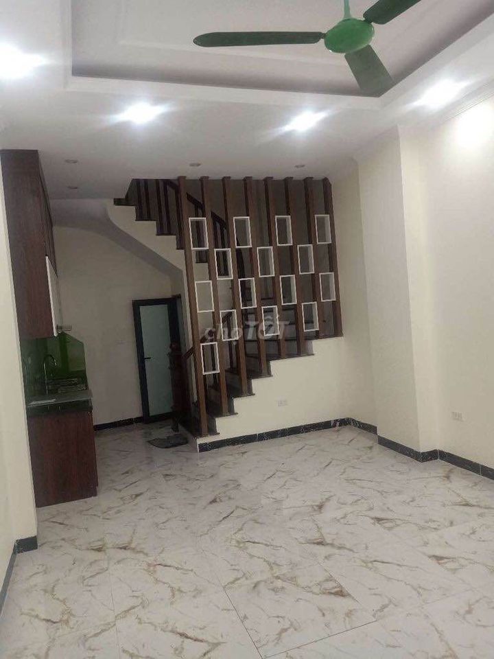 Cho thuê nhà Đường Ỷ La, Phường Dương Nội, Quận Hà Đông, HN, giá 7,5triệu/tháng