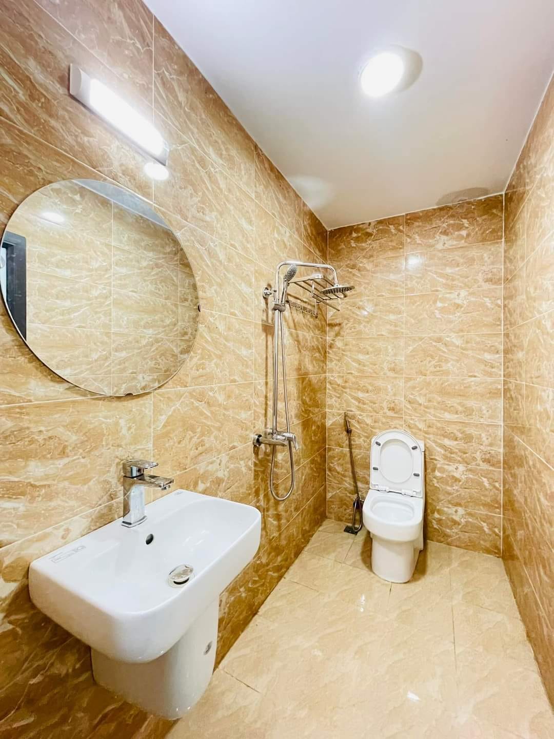 Chính chủ cần bán nhà tại Ngọc Hà, Ba Đình diện tích 43m2 giá 5,3 tỷ