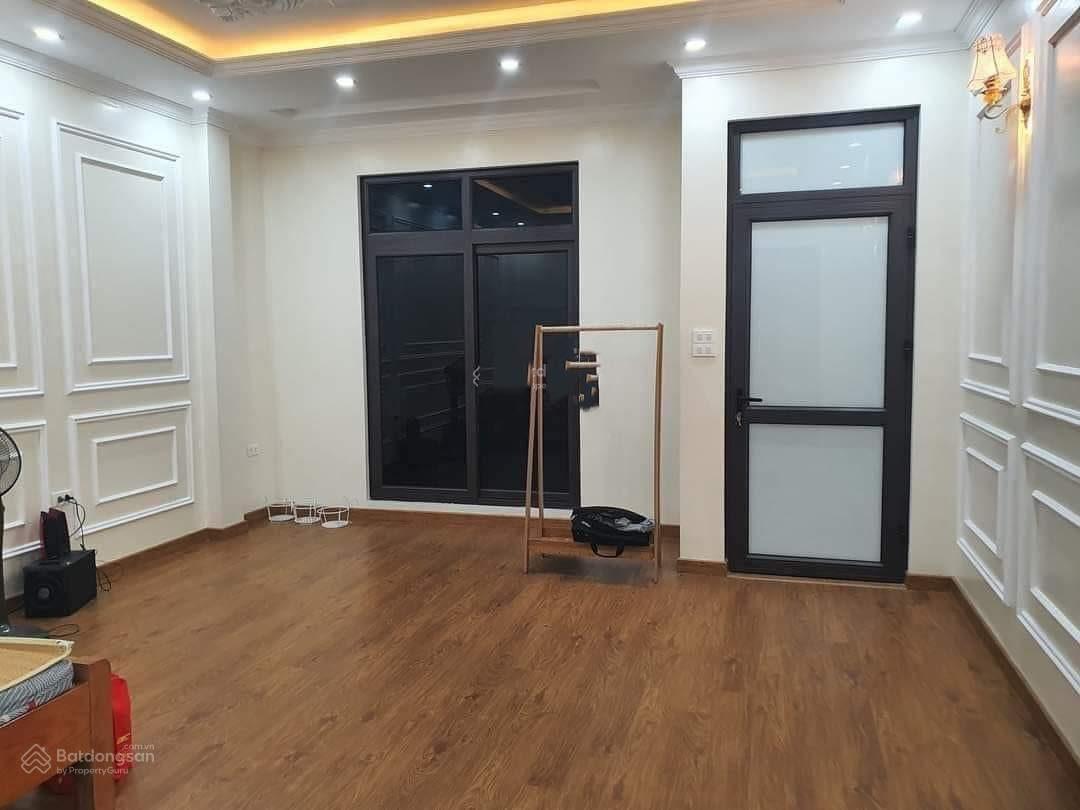 Chính chủ cần bán gấp nhà 5 tầng tại Phú Diễn 39m2 giá chỉ 5,45 tỷ