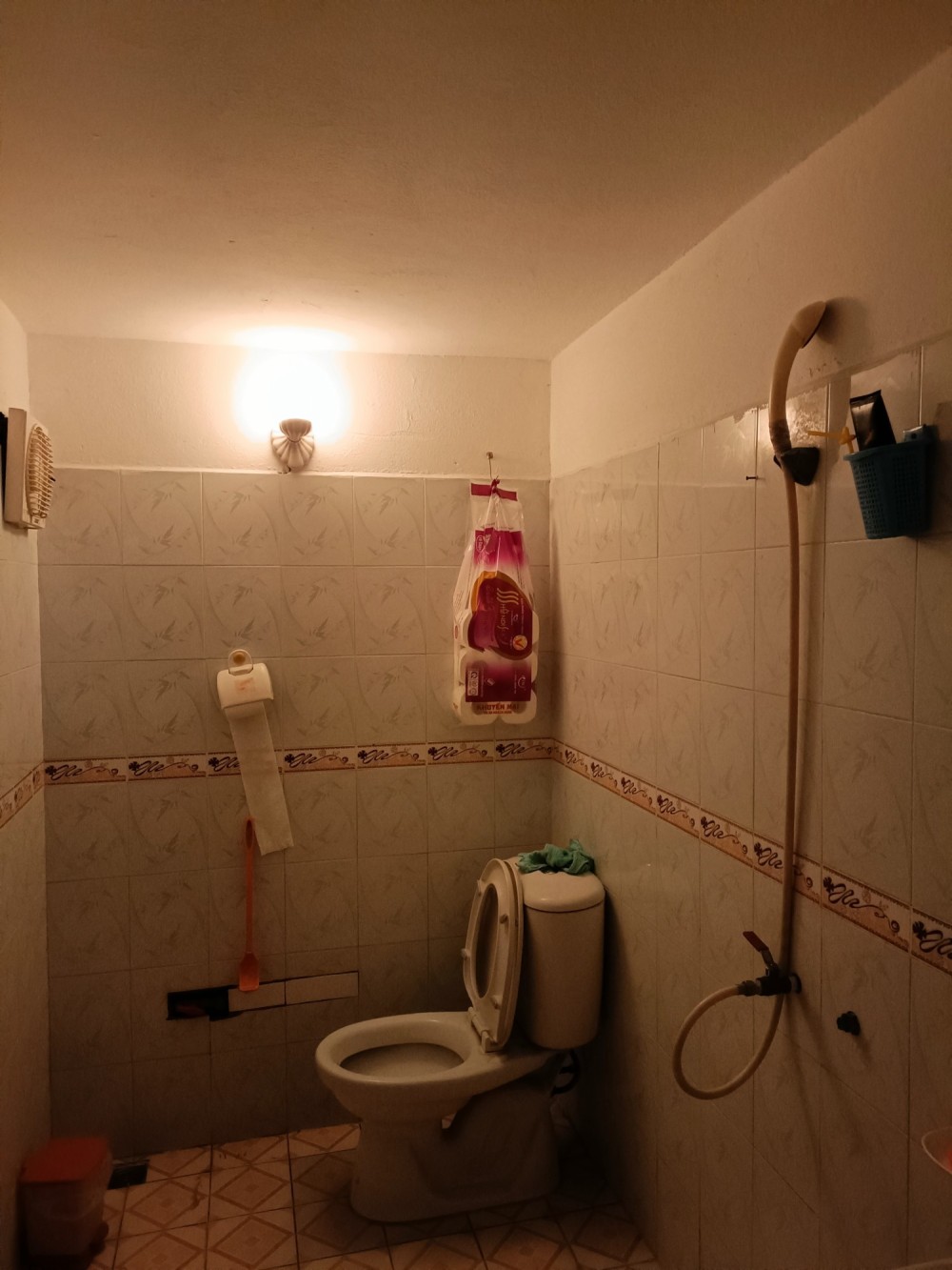 Chính chủ cần bán nhà 2 mặt ngõ thông gần chợ 86m2 giá 5,5 tỷ tại ngõ Hà Huy Tập