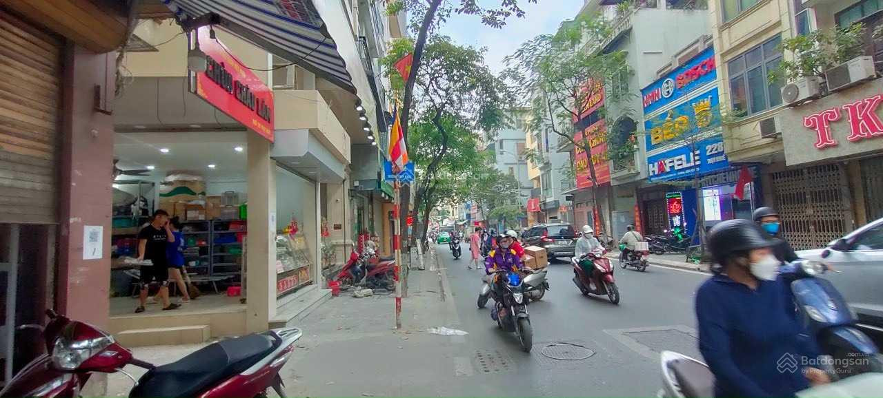 Bán nhà tại ngõ 200 Thụy Khuê, Tây Hồ. Đường rộng 10m