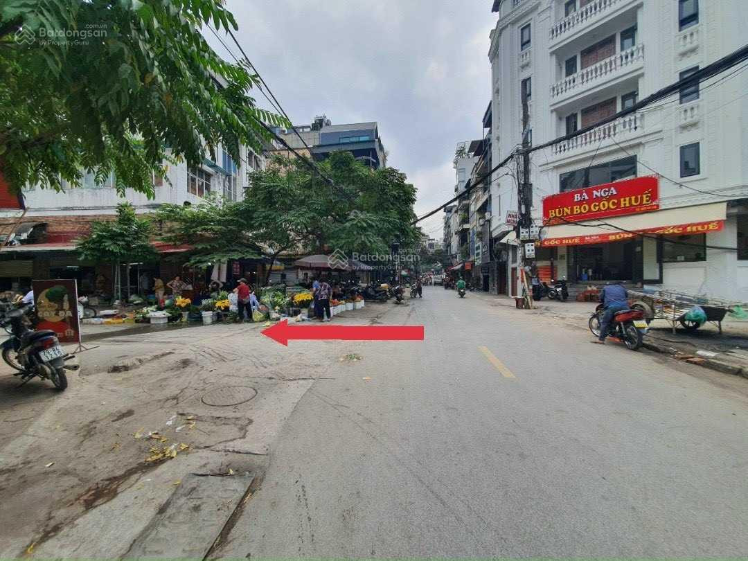 Bán nhà tại ngõ 200 Thụy Khuê, Tây Hồ. Đường rộng 10m