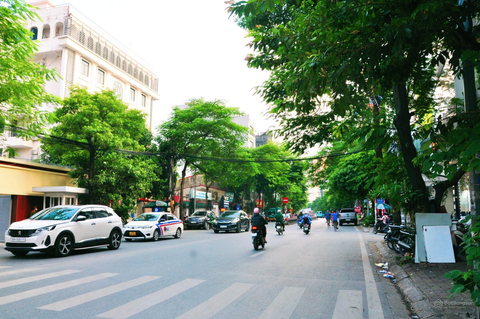 Bán nhà riêng tại đường Lạc Long Quân, Phường Bưởi, Tây Hồ, Hà Nội