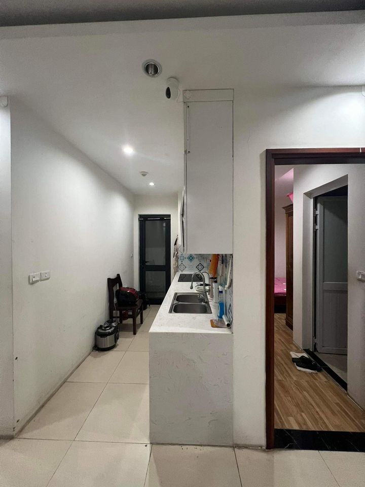 Cho thuê căn hộ tại mặt phố Lê Thánh Tông, Hoàn Kiếm, giá 12tr/tháng