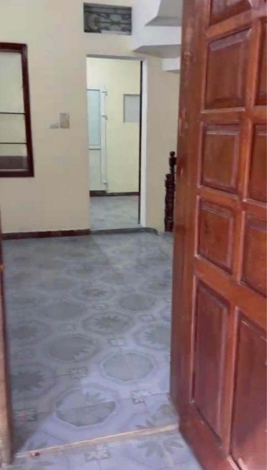Cho thuê nhà nguyên căn tại phố Đặng Văn Ngữ, Đống Đa, Hà Nội. Giá thuê 13,5 triệu/tháng
