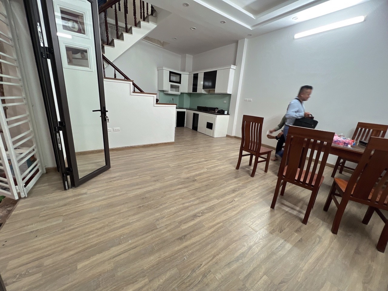 Cần bán nhà 4 tầng 45m2 giá 4 tỷ tại Kim Mã, Ba Đình
