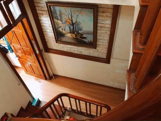 Bán nhà 5 tầng rộng rãi diện tích 32m2 giá 6,6 tỷ tại Trung Kính, Cầu Giấy
