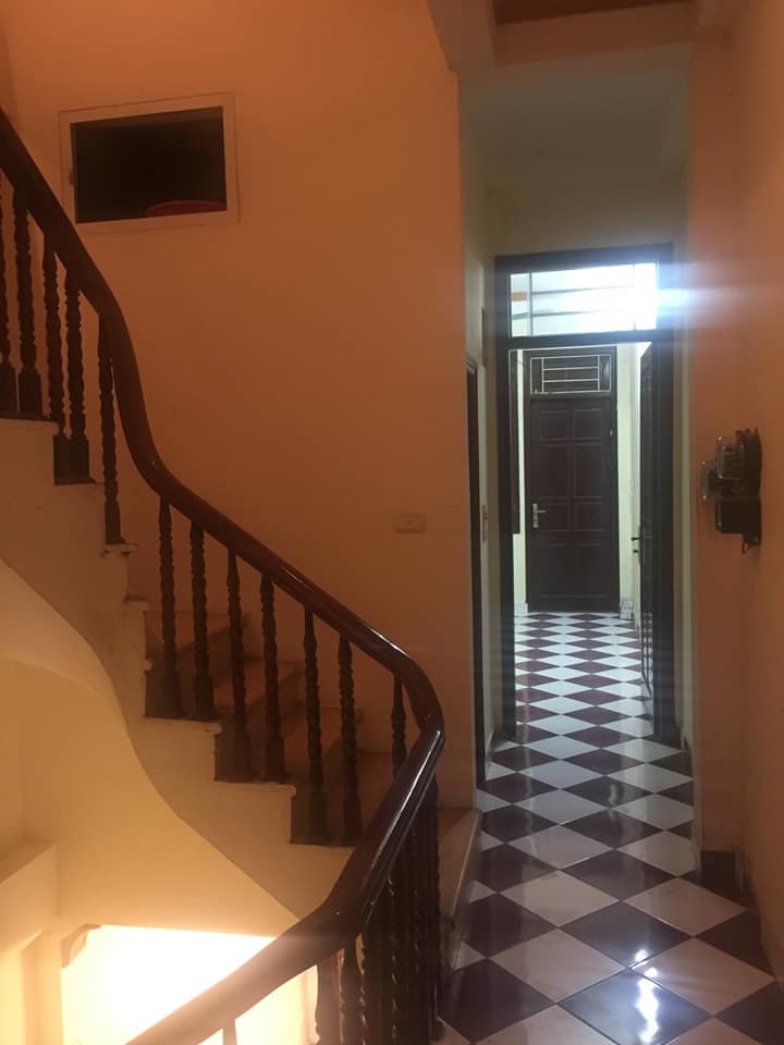 Cho thuê nhà riêng Trường Chinh , Đống Đa, ngõ ô tô 50m x4 tầng, giá 12tr/tháng