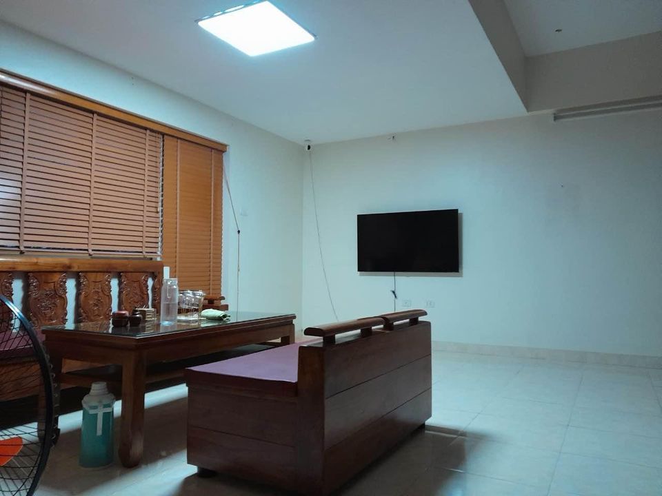 Cho thuê căn hộ chung cư 3pn tại khu đô thị mới Resco Cổ Nhuế , Bắc Từ Liêm, HN