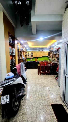 Bán nhà phân lô Mai Động giá rẻ