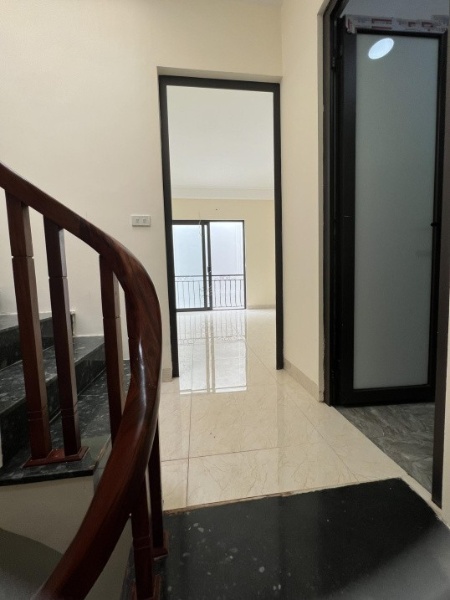Bán nhà 4 tầng 751 Đường Bát Khối