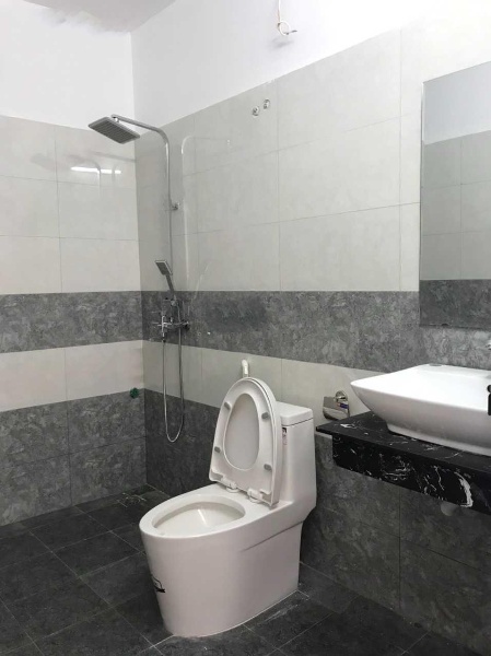 Bán nhà mới xây 3 tầng ở Đại Thành