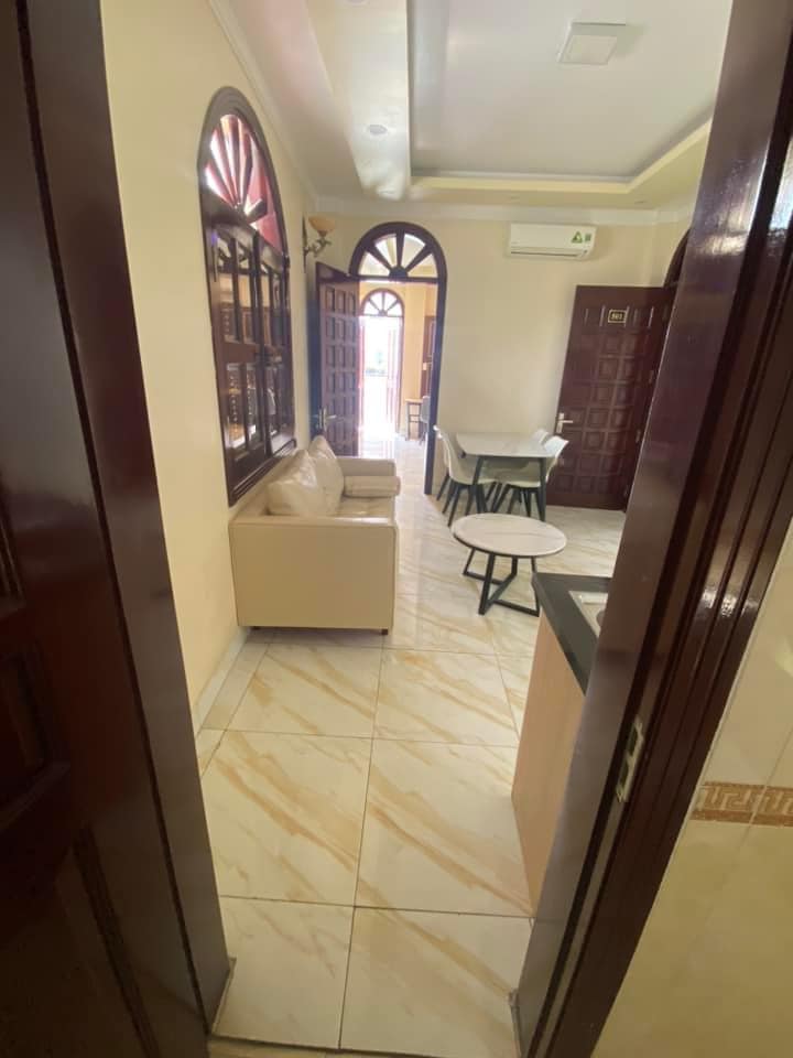 Cho thuê CCMN cao cấp 2N1K ở 84 phố Yên Phụ - Tây Hồ