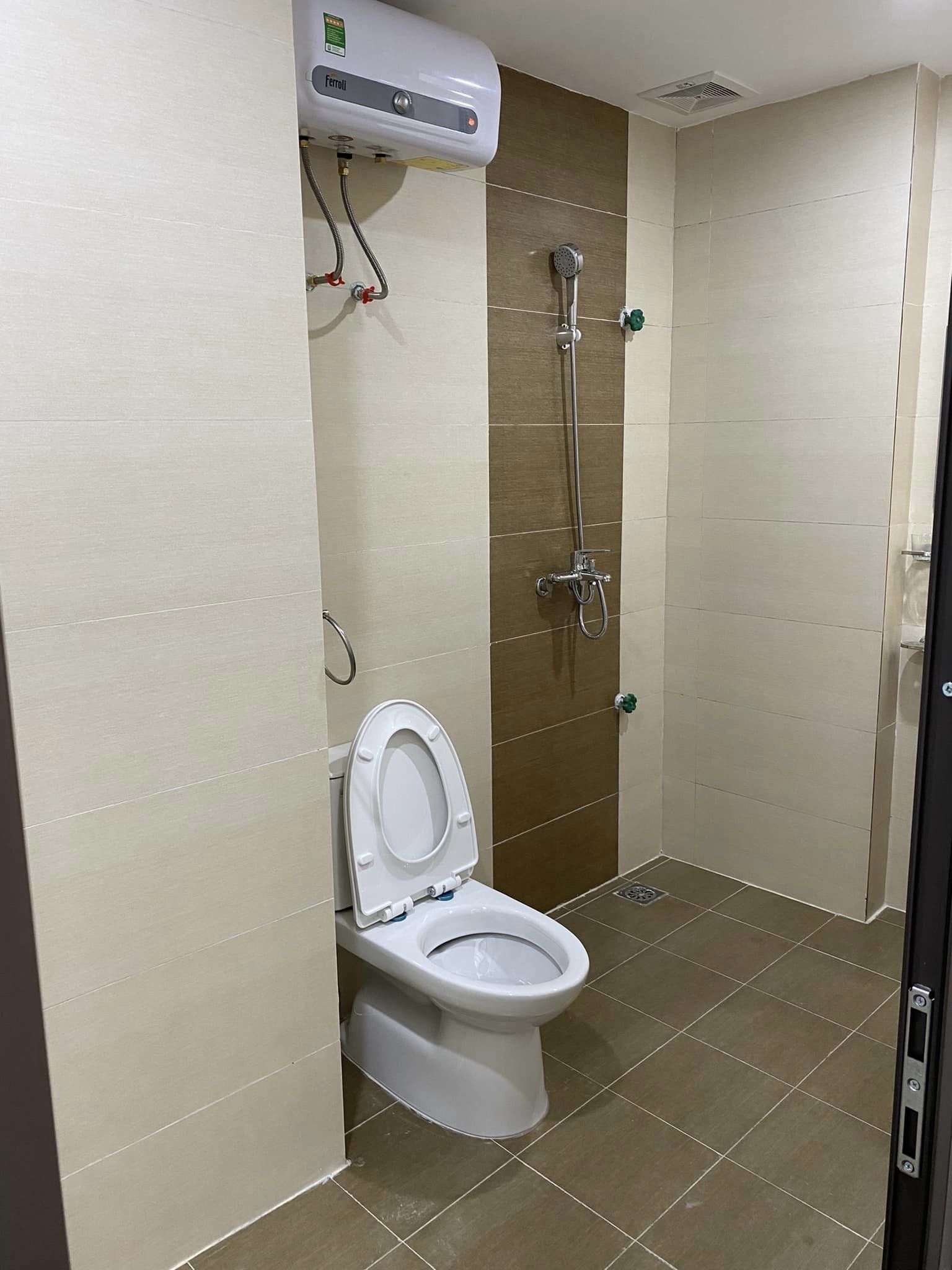 Bán nhà tại Trường Chinh ngõ thông Tôn Thất Tùng diện tích 40m2 giá 4,5 tỷ