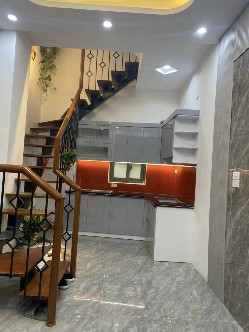 Bán nhà phố Vọng, gần Đại học Bách Khoa 28m2 giá 2,78 tỷ