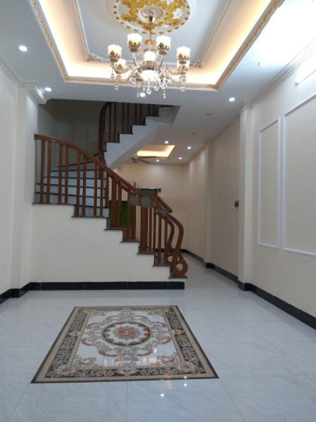 Cần bán nhà 4 tầng gần mặt đường Đại Thành