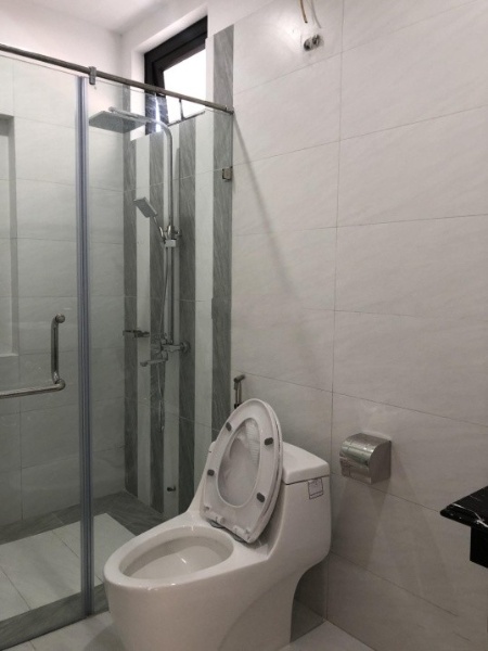 Cần bán nhà 4 tầng gần mặt đường Đại Thành