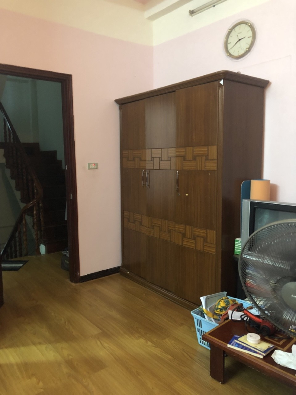 Cho thuê nhà đường Láng Chùa Láng 50mx5T 5PN, 15 tr/tháng