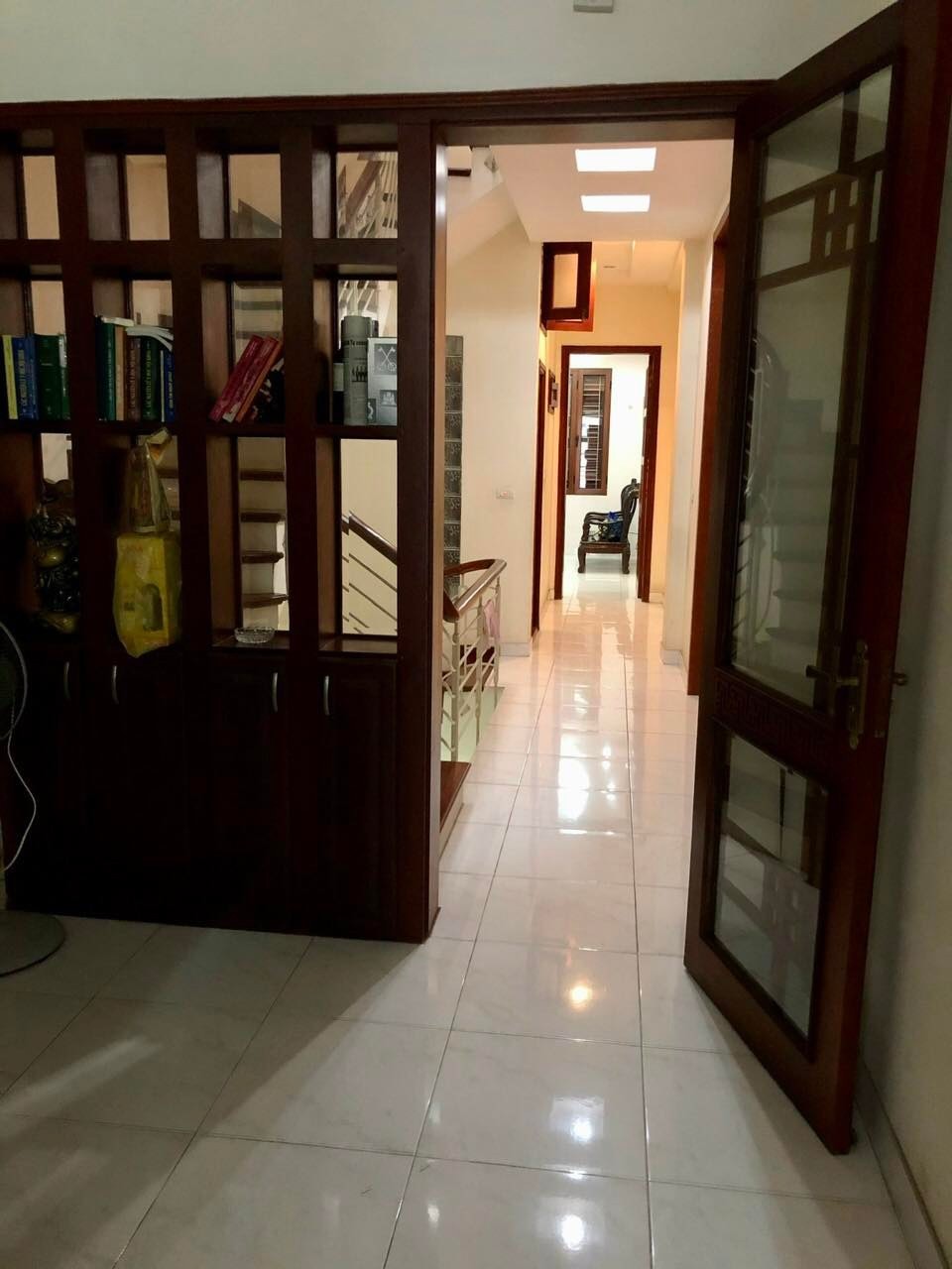 Cho thuê nhà ở Hoàng Cầu 80mx4T 20tr/tháng, có thể vừa ở vừa KD