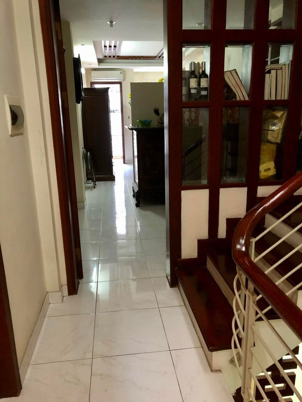 Cho thuê nhà ở Hoàng Cầu 80mx4T 20tr/tháng, có thể vừa ở vừa KD