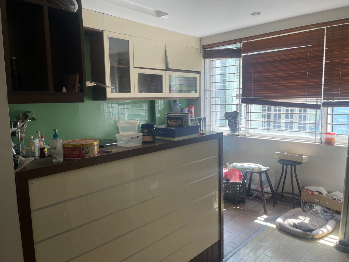 Cho thuê nhà Trung Kinh Cầu Giấy 62mx7T Thang Máy, 9PN, giá 42tr/tháng có fix