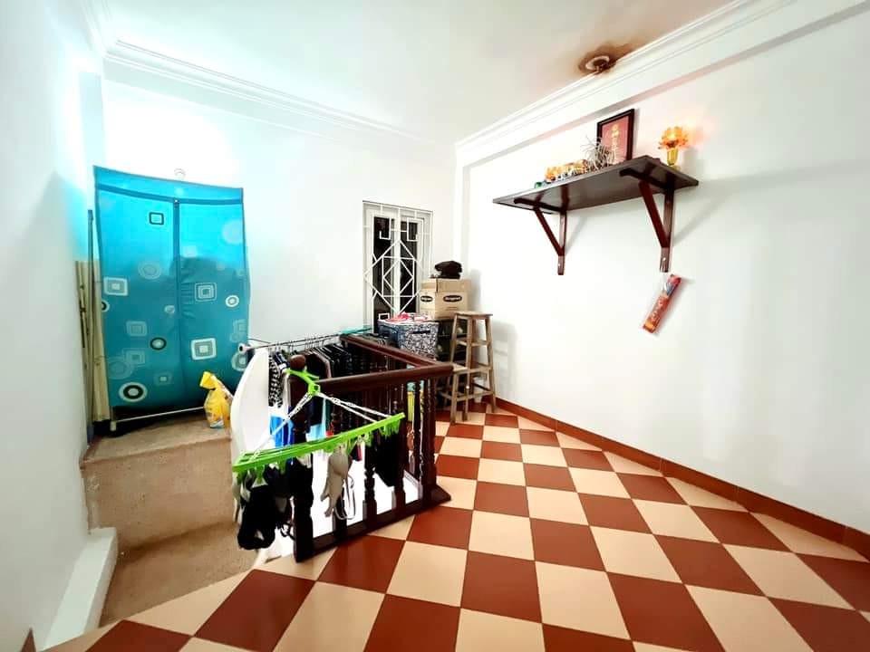 Nhà mới xây nguyên căn cho thuê đường Hoàng Hoa Thám, Ba Đình, giá chỉ 7,6tr/tháng