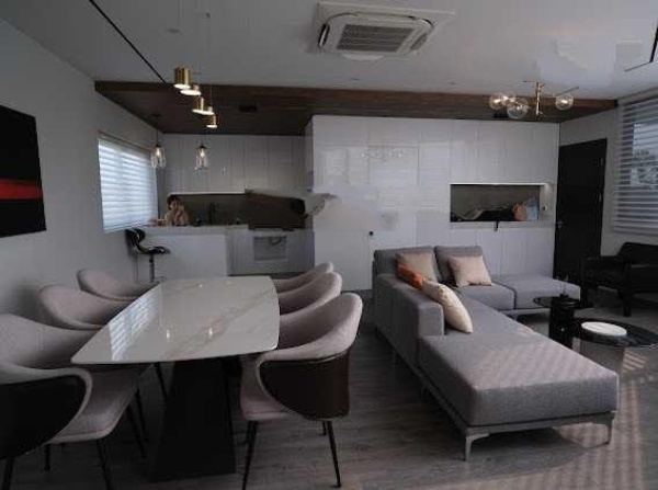 Bán nhà xây mới 6 tầng có thang máy tại trung tâm Quận Hai Bà Trưng