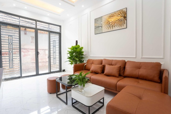 Bán nhà 4 tầng xây mới phố Minh Khai