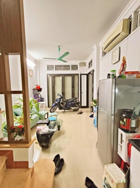 Bán nhà 5 tầng đường Võ Thị Sáu, ô tô tránh nhau