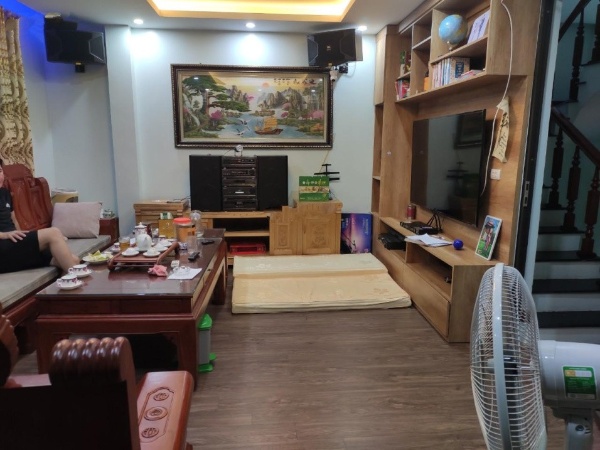 Bán gấp nhà 6 tầng Yên Lạc, Kim Ngưu, Hai Bà Trưng