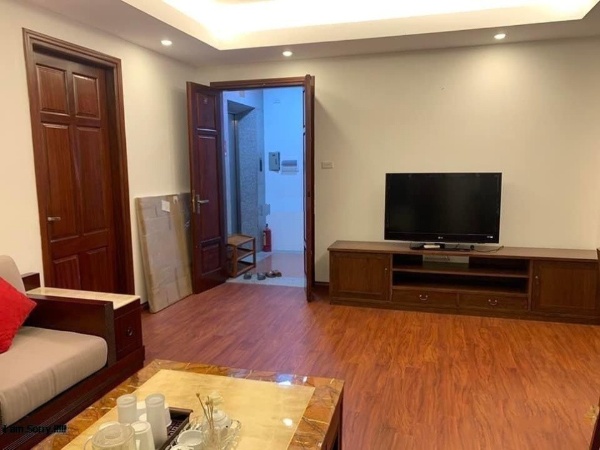 Bán gấp nhà 5 tầng phân lô Đầm Trấu, Hai Bà Trưng