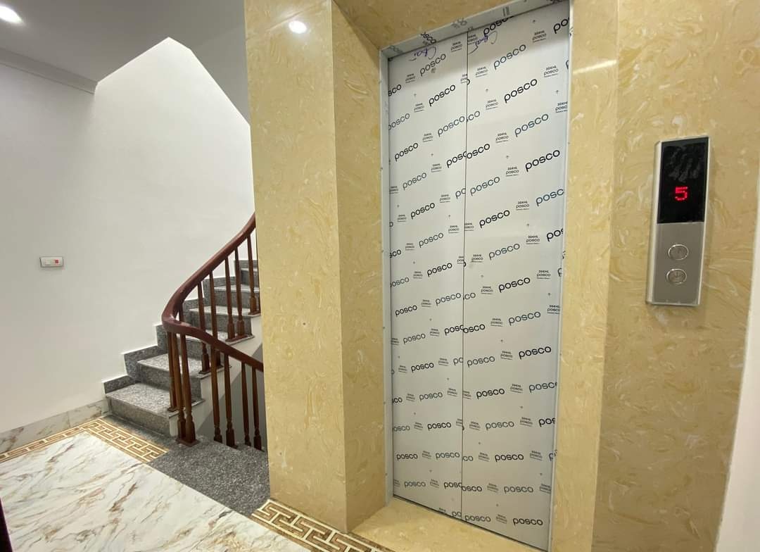 Bán nhà tại ngõ 259 Yên Hoà, Cầu Giấy giá 6,2 tỷ, có thang máy hiện đại