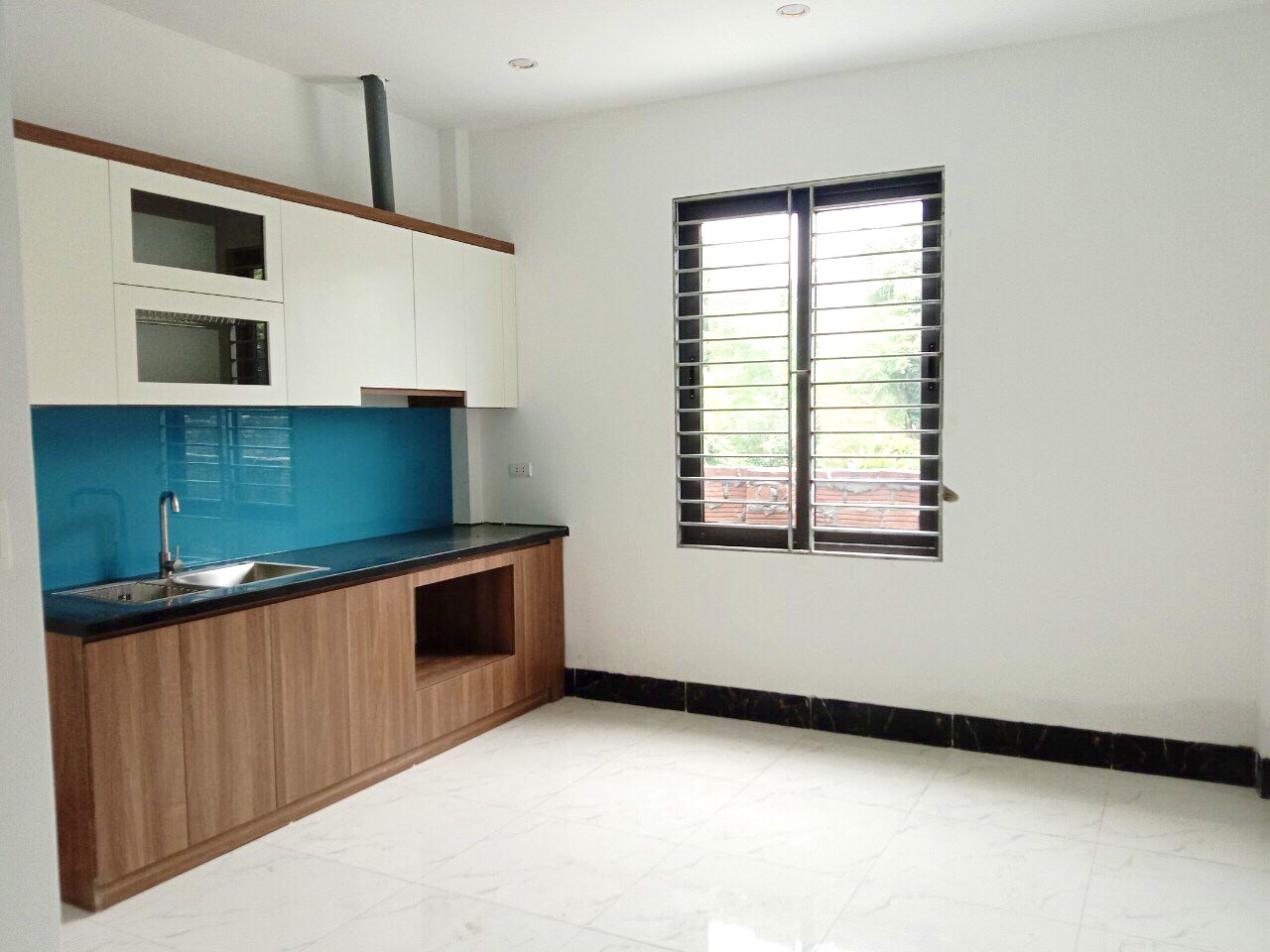 Chính chủ bán nhà 3 tầng, diện tích 35m2 giá 1,6 tỷ tại Chương Mỹ