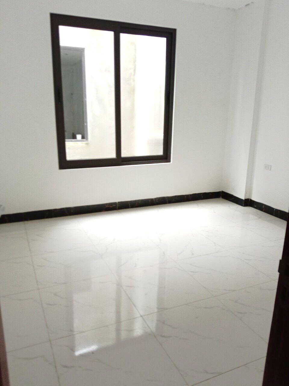 Chính chủ bán nhà 3 tầng, diện tích 35m2 giá 1,6 tỷ tại Chương Mỹ