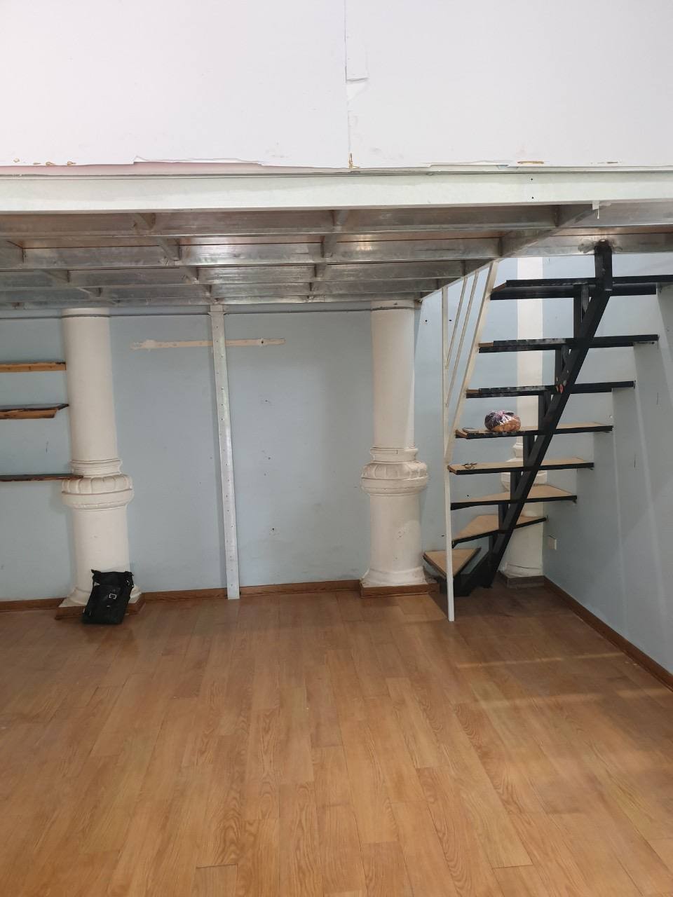 Cho thuê cả nhà 80m2 5 tầng đẹp như biệt thự, giá 25tr