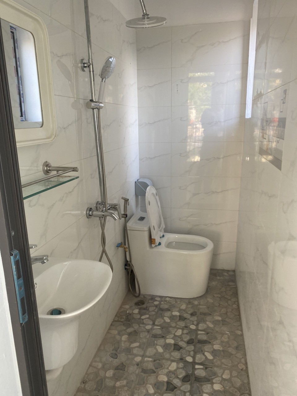 Cho thuê nhà 35m2 4 tầng mới đẹp, giá 16tr/tháng