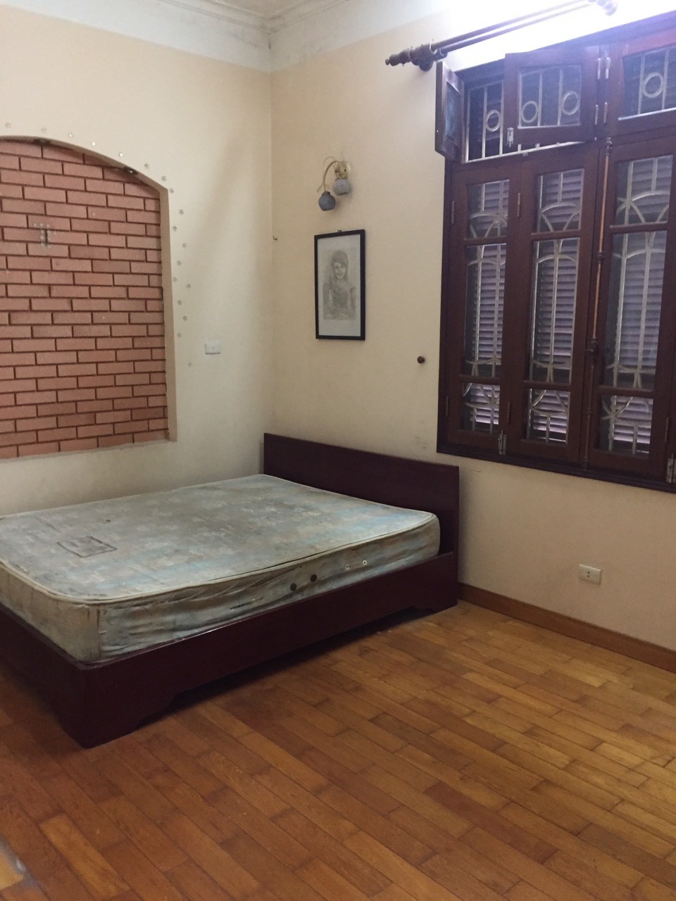 Cho thuê nhà nguyên căn 4 tầng, 75m2, giá thuê chỉ 15tr/tháng