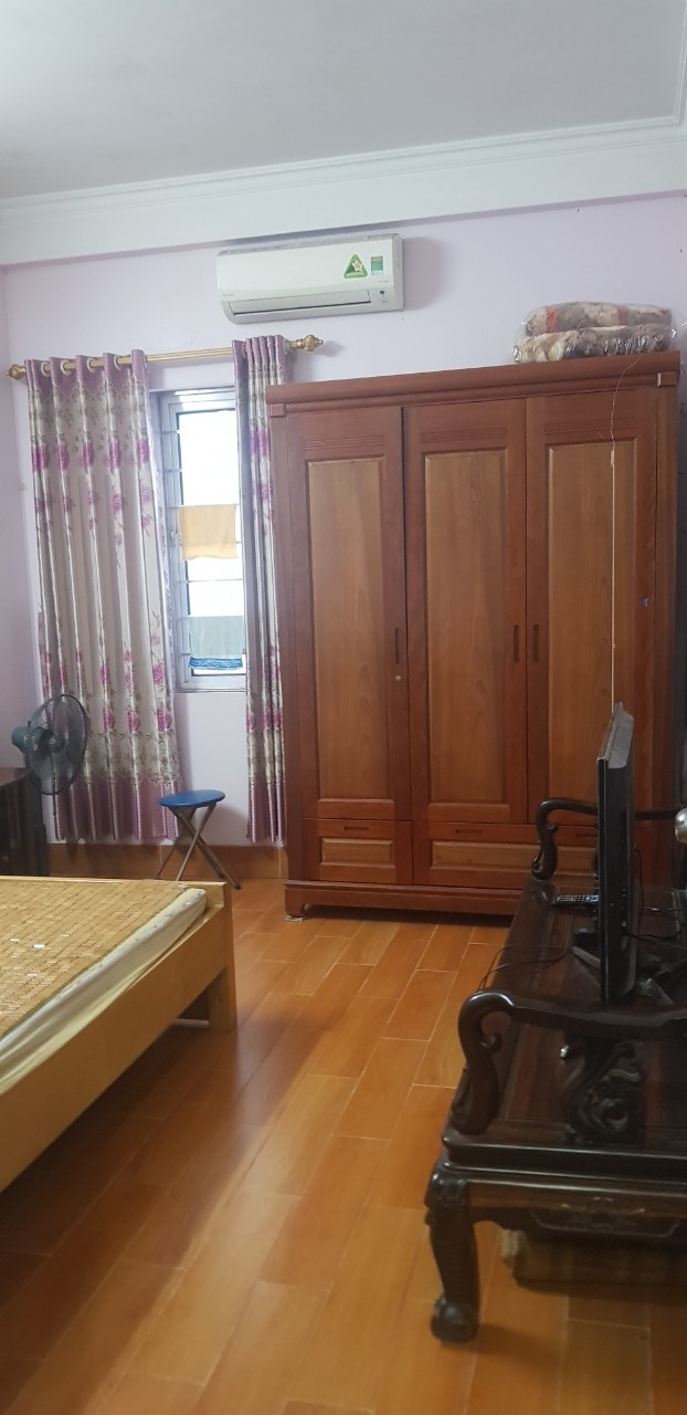 Cho thuê nhà riêng 3 tầng, Xuân La, Tây Hồ, giá 6tr/tháng